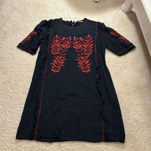 Zara L size  Embroidered Floral Mini Dress (tunic)